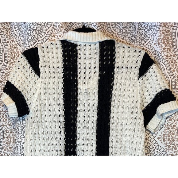 Handmade Crochet Short Sleeve Cardigan & Shorts Set  Stylish Black & White Strip - Picture 7 of 11